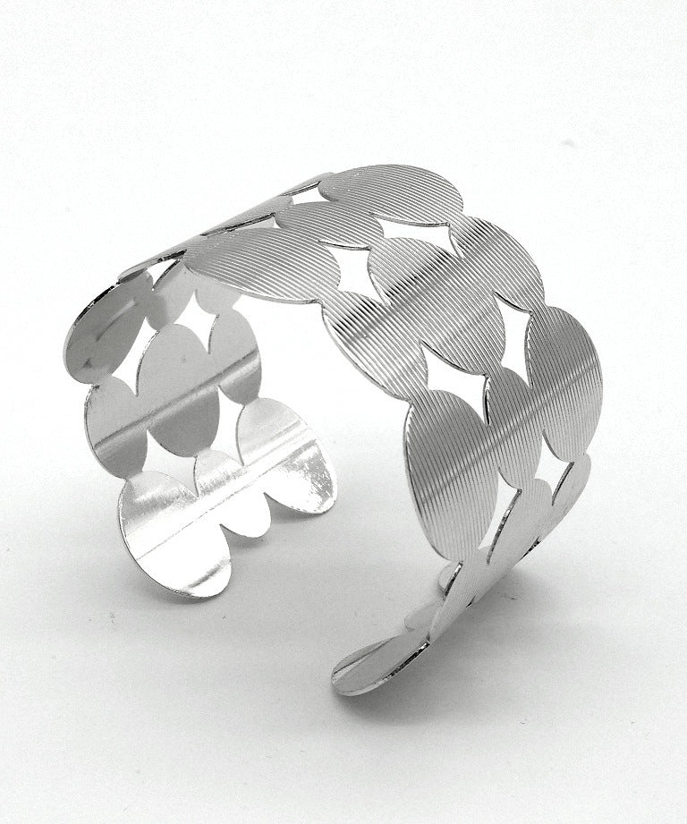 Geometric Alloy Napkin Buckle Bracelet for Stylish Wrist Decoration