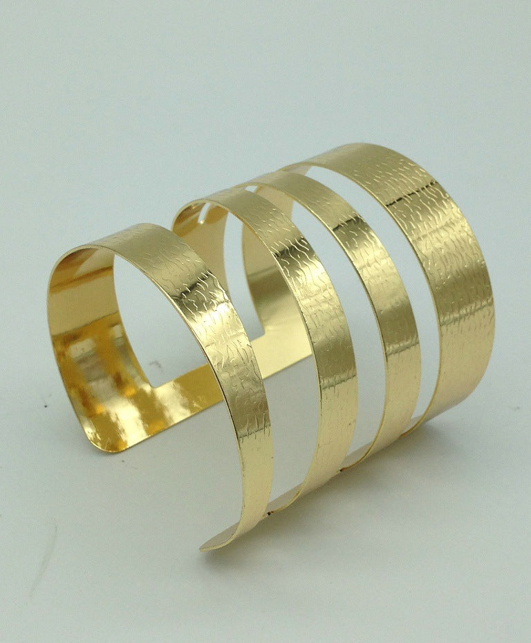 Stylish Vienna Verve Cross Bracelet - Premium Alloy Design