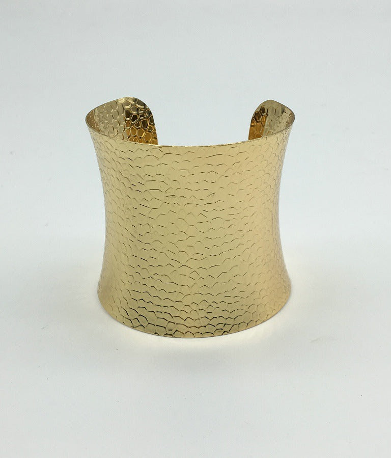 Elegant Vienna Verve Alloy Bracelet with Unique Napkin Buckle Detail