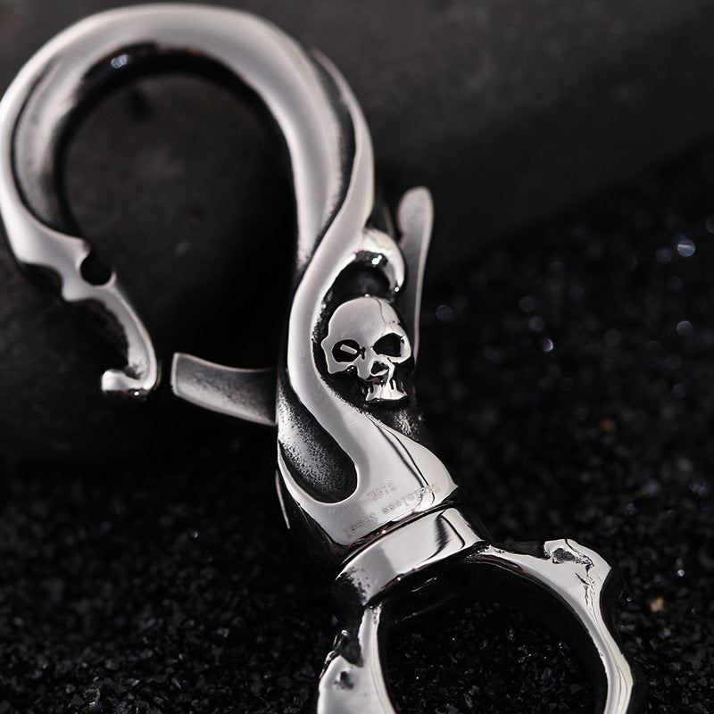 Stylish Stainless Steel Skull Keychain Pendant for Men - European and American Fashion