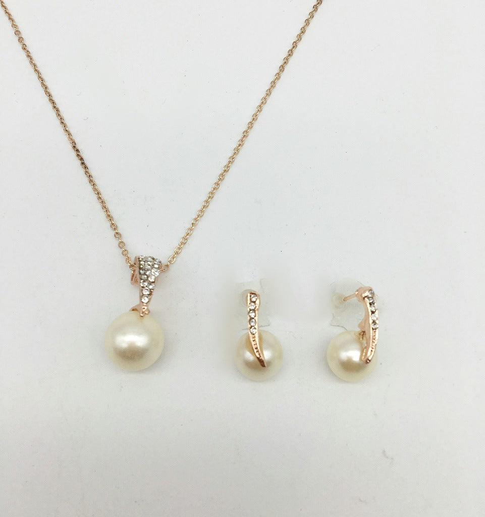 Elegant Water Droplet Pearl and Rhinestone Bridal Necklace Set