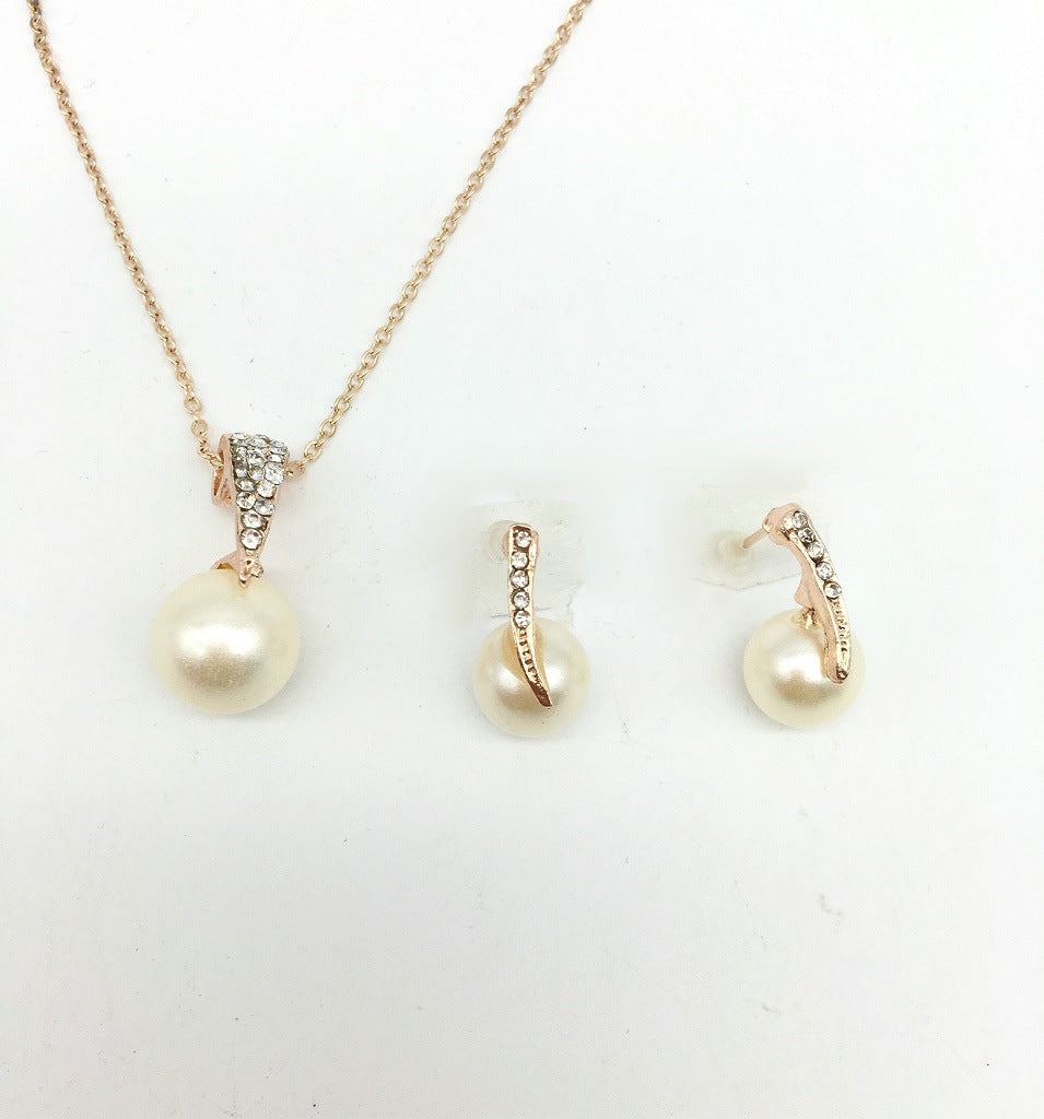 Elegant Water Droplet Pearl and Rhinestone Bridal Necklace Set