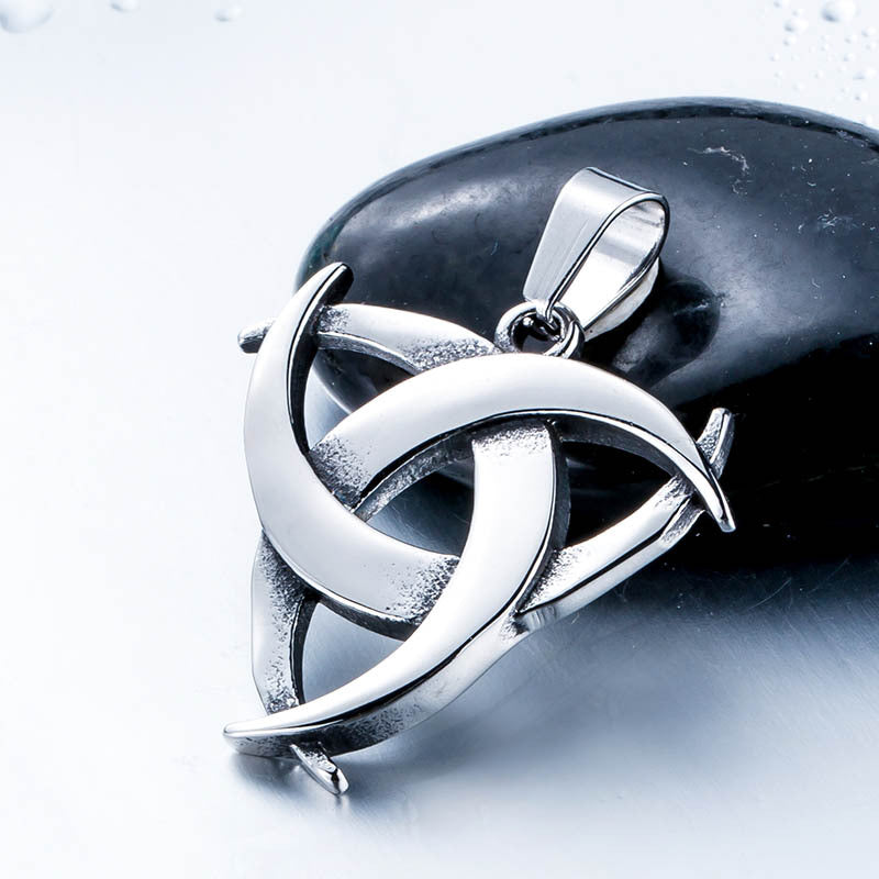 Personalized Men's Triangle Titanium Steel Pendant - Wholesale European and American Fashion Jewelry