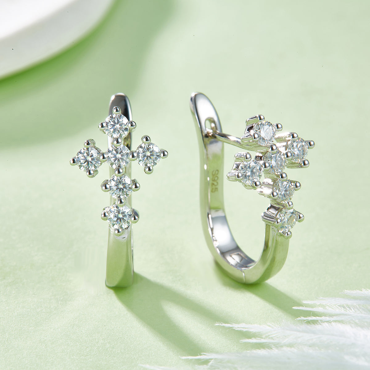 Planderful 0.72ct Moissanite Cross S925 Silver U Shaped Hoop Earrings For Women Sparkling Gift