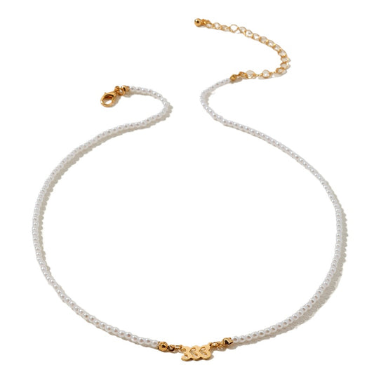 Elegant Pearl Pendant Necklace with Luxurious Design