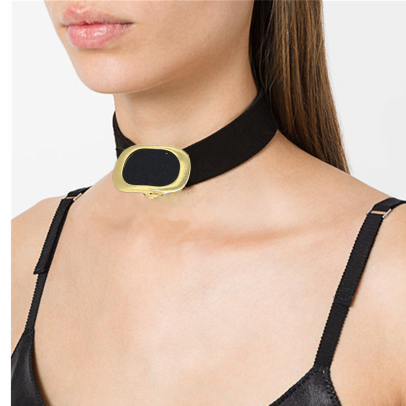 Stylish Imitation Leather Belt Buckle Choker Necklace with Star Pendant