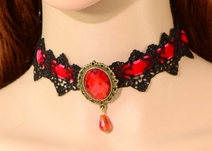Black Glass Lace Necklace with Collarbone Chain for Women's Fashion Accessory Wholesale
