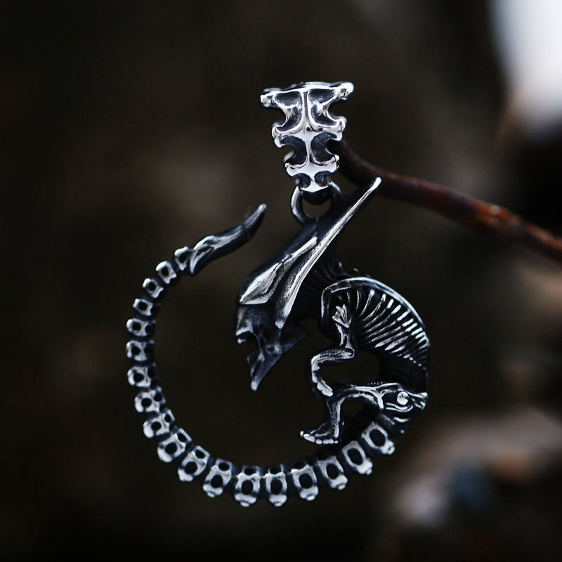 Alien Special-Shaped Titanium Steel Pendant – Stainless Steel Dragon-Shaped Pendant Necklace