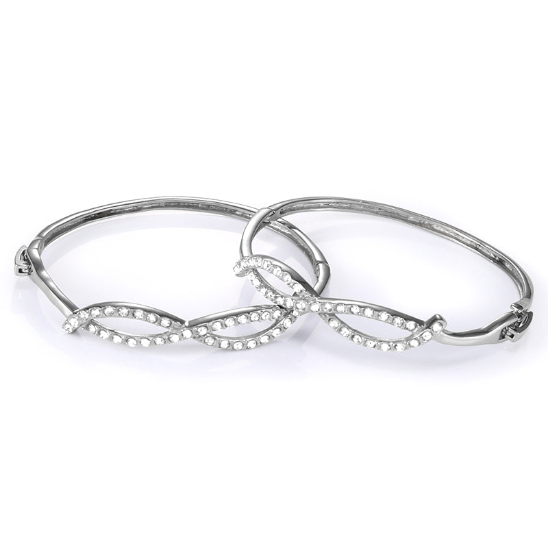 Stylish 8-Shaped Zircon Bracelet for Girls – Simple Stainless Steel Jewelry from Planderful