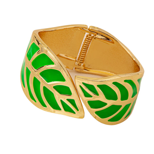 Fashionable Green St Patrick's Bracelet for Women by Planderful