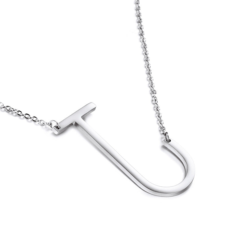 26-Letter Pendant Necklace, Fashionable And Women'S Short Collarbone Chain Titanium Steel