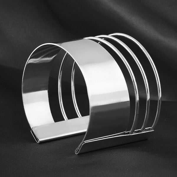 Exaggerated Club Night Metal Bracelet with Open Amazon Buckle