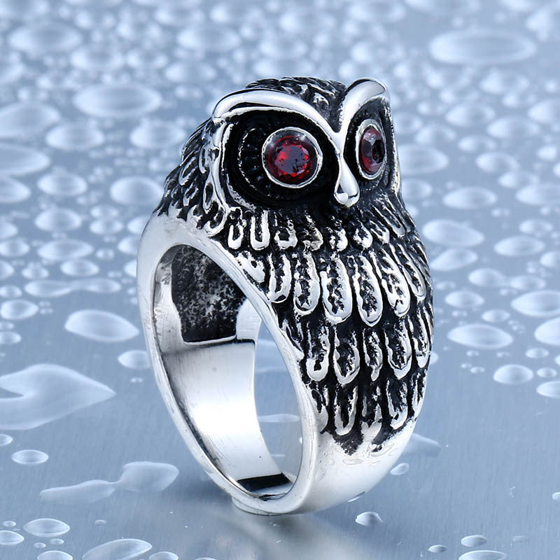 Personalized Retro Owl Ring in Titanium Steel with Sparkling Zircon for Stylish Men and Women, Available in Multiple Sizes
