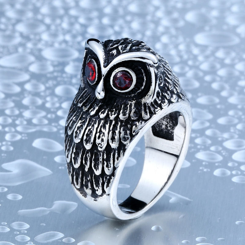 Personalized Retro Owl Ring in Titanium Steel with Sparkling Zircon for Stylish Men and Women, Available in Multiple Sizes