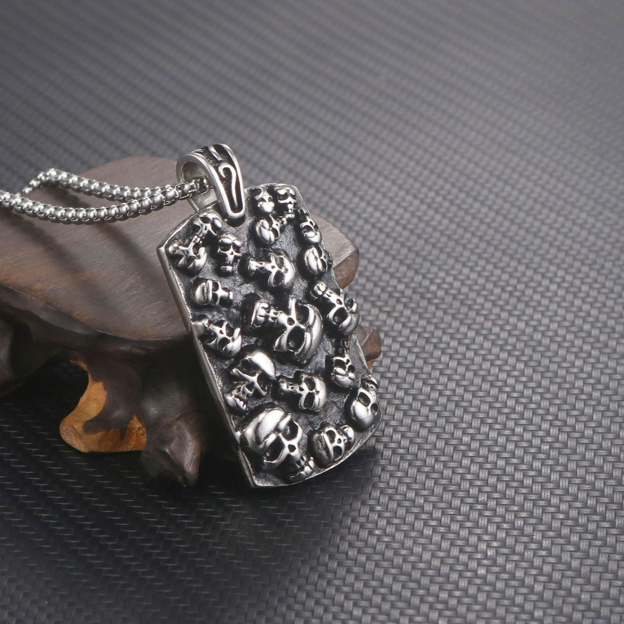 Bold Skull Titanium Steel Pendant - Personalized Retro Men's Jewelry