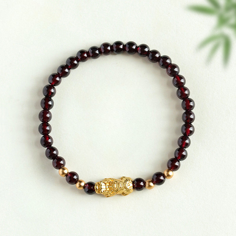 Planderful Fortune's Favor Bracelet – Lucky Garnet Beaded Design