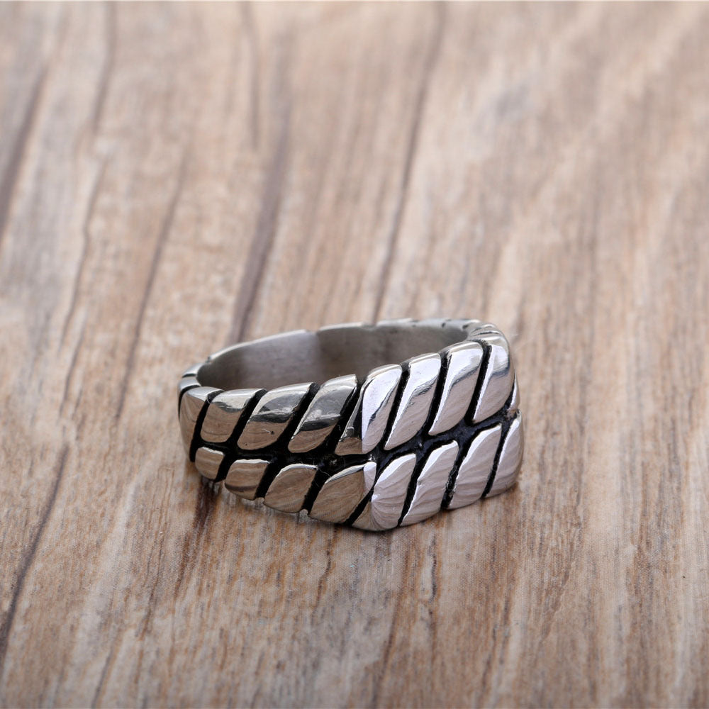 Retro Titanium Steel Zebra Stripe Square Ring for Men - European and American Fashion