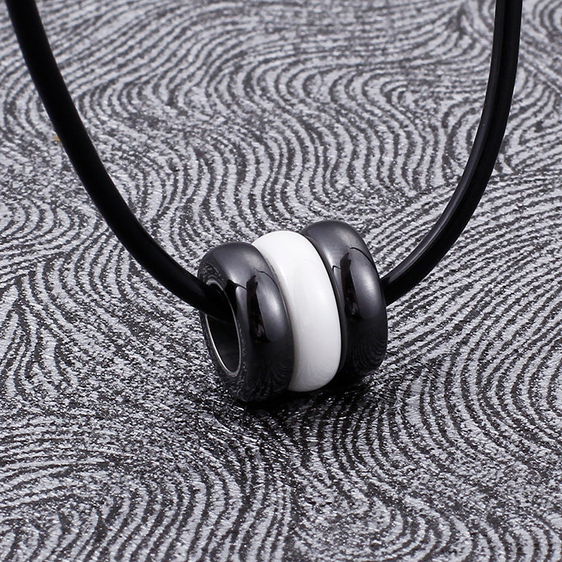 Korean Style Unisex Round Pendant Necklace with Short Chain for a Stylish Look