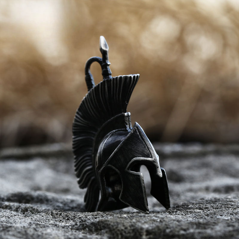 Titanium Steel Spartan Warrior Helmet Pendant - Retro European and American Jewelry for Men