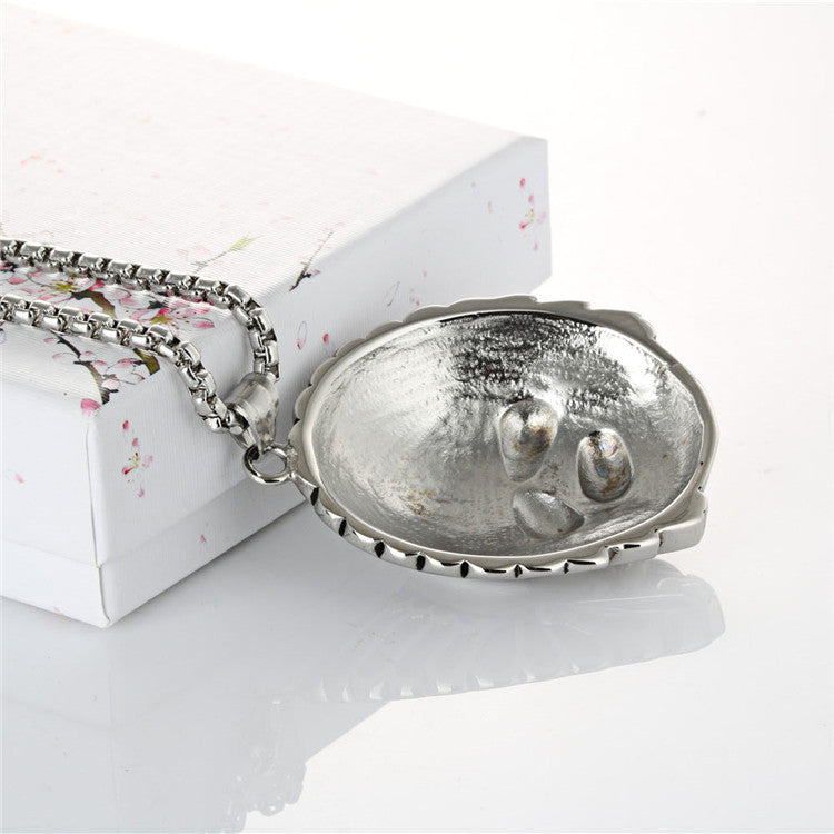 Stylish Titanium Steel Indian Head Pendant for Men - European and American Fashion Design