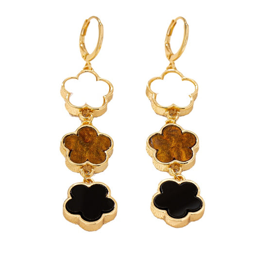 Planderful Vienna Verve Earrings – Elegant Five-Leaf Clover Design