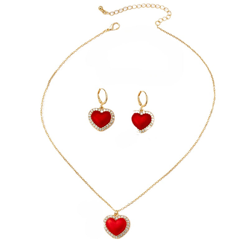 Exquisite Metal Chain Love Pendant Jewelry Set for Women