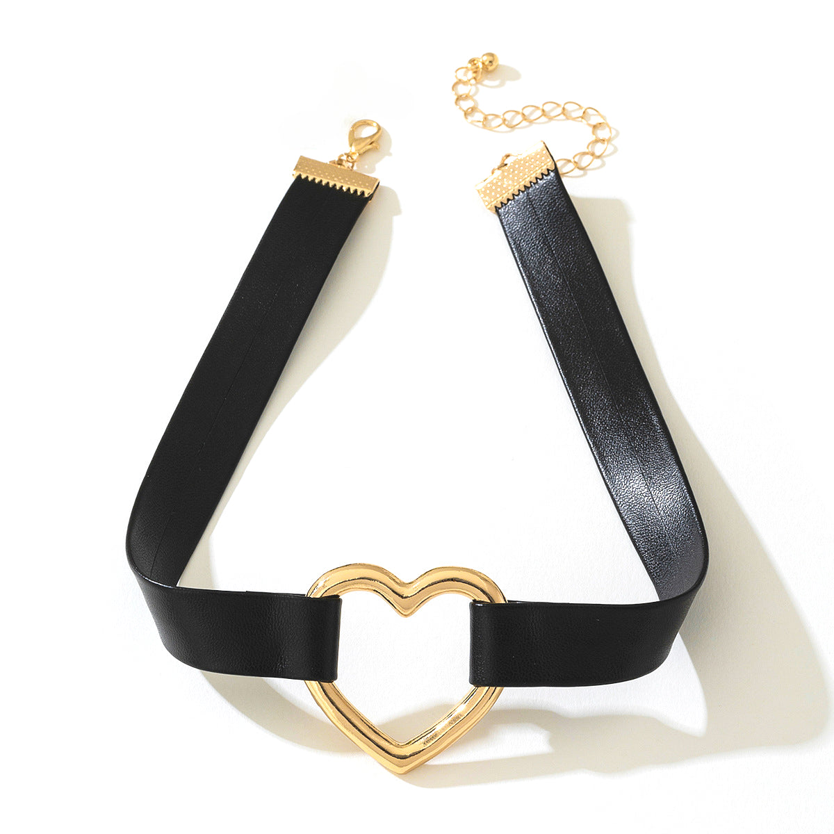 Planderful Vienna Verve Necklace – Stylish Heart-Shaped Metal Design