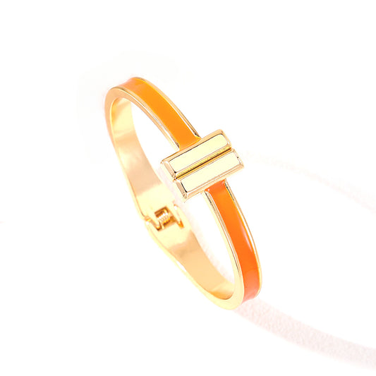 Planderful Vienna Verve Bracelet – Simple and Versatile Metal Design