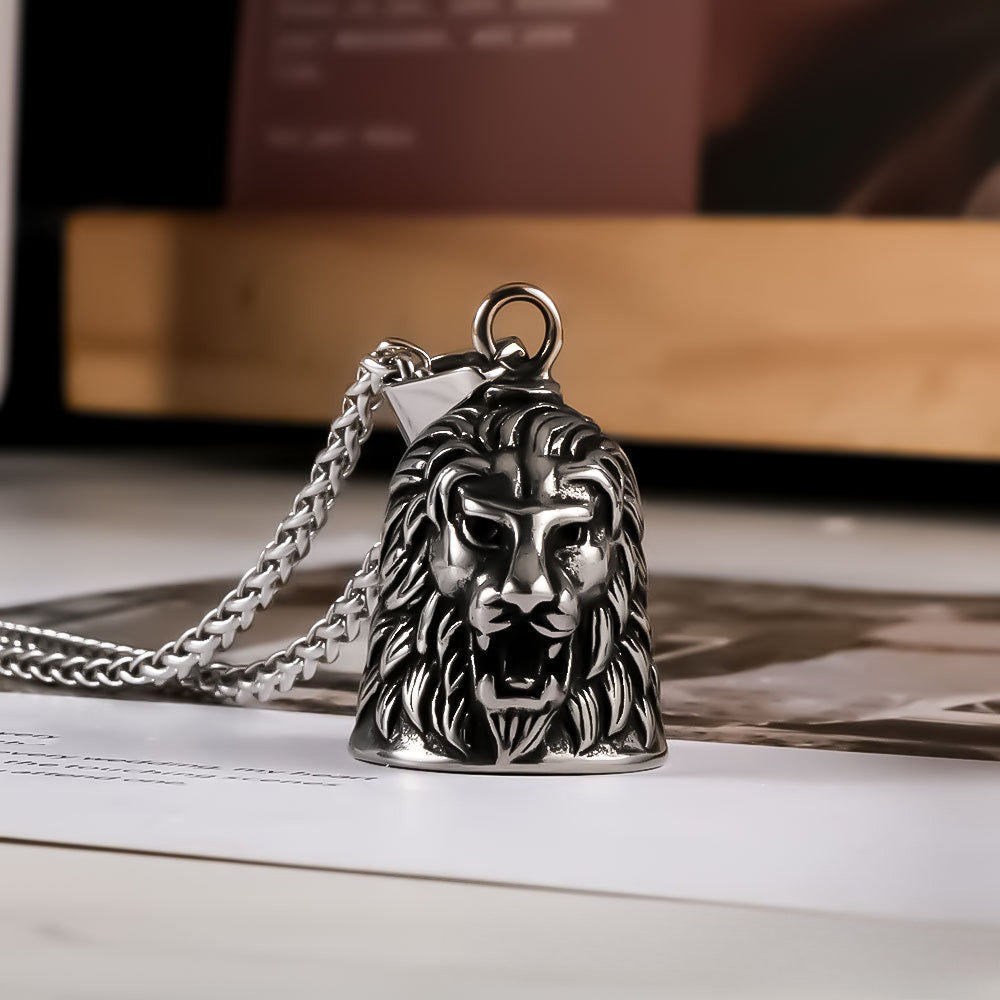 Stainless Steel Lion Pendant Necklace Retro Locomotive