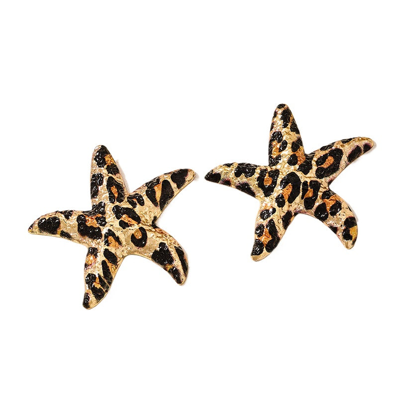 Planderful Vienna Verve Earrings – Stylish Metal Starfish Leopard Print Design