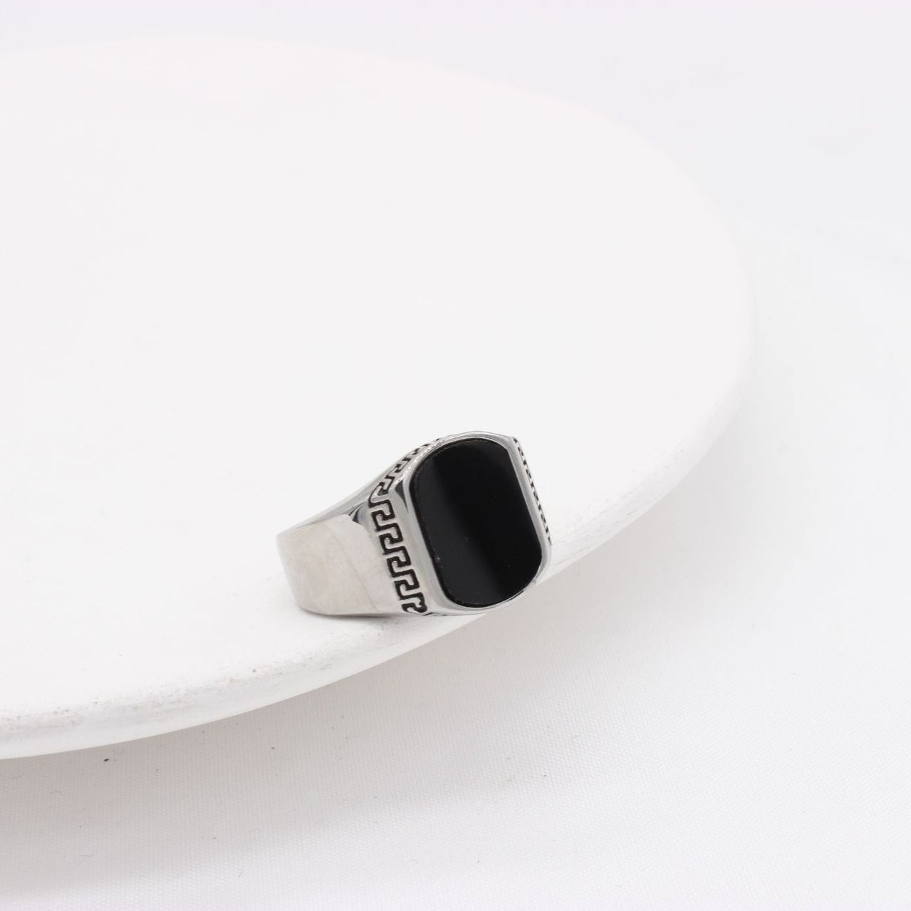 Planderful Titanium Steel Ring For Men And Unisex Turquoise Retro Statement Durable Fashion Accessory