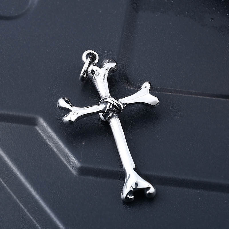 Punk-Inspired Titanium Steel Cross Pendant for Men and Women - Wholesale Retro Jewelry