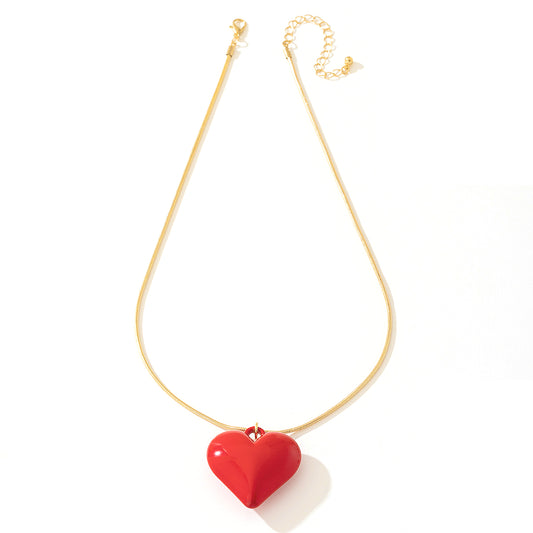 Planderful Vienna Verve Pendant Necklace – Versatile Retro Love Heart Design
