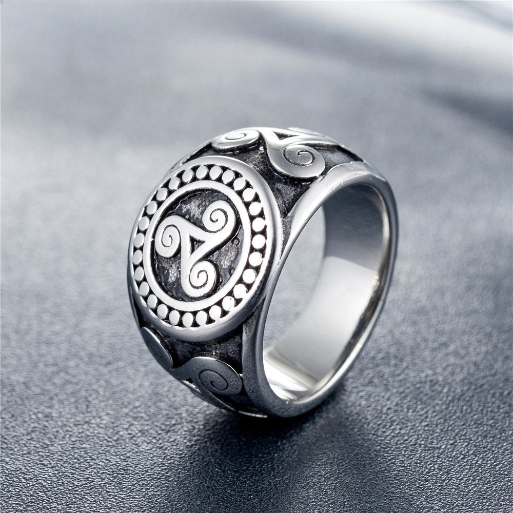 Planderful Titanium Steel Ring Personalized Retro Triangle Symbol Unisex Sizes 7 to 13 Gift