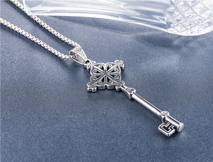 Planderful Titanium Key Pendant Unisex Durable Retro Punk
