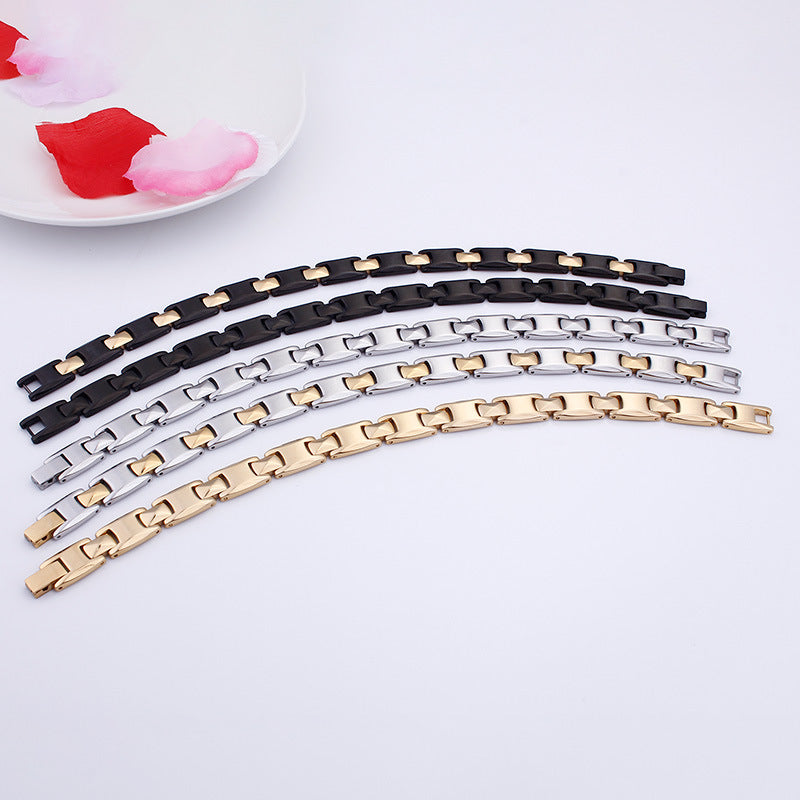 Elegant Gold Titanium Steel Bracelet for Men - Statement Accessory