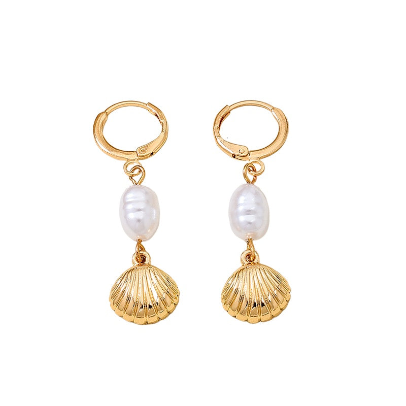 Planderful Vienna Verve Earrings – Elegant Metal Shells with Imitation Pearls