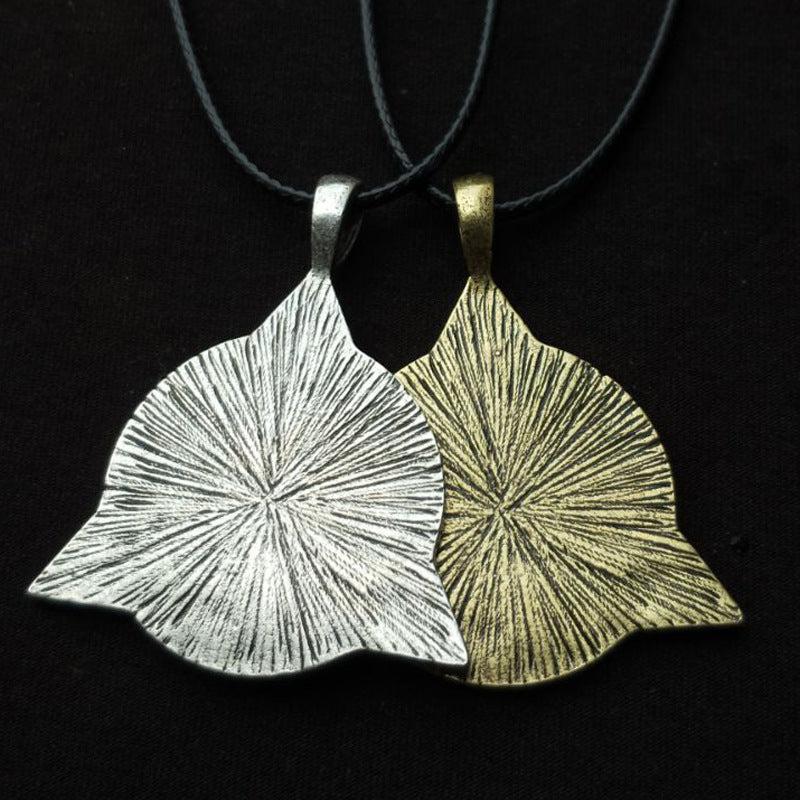 Viking Silver Fox Pendant Necklace - Norse Legacy Jewelry for Men