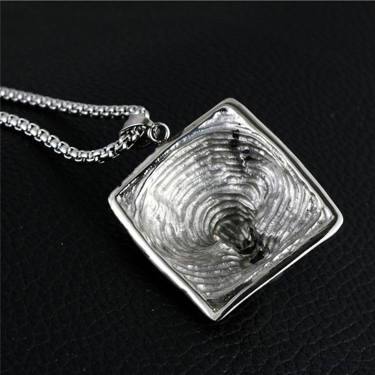 Trendy Titanium Steel Tiger King Pendant Necklace for Men - Retro Rock Style