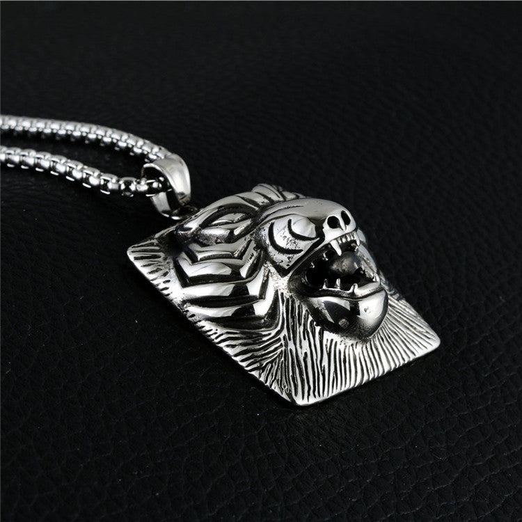 Trendy Titanium Steel Tiger King Pendant Necklace for Men - Retro Rock Style