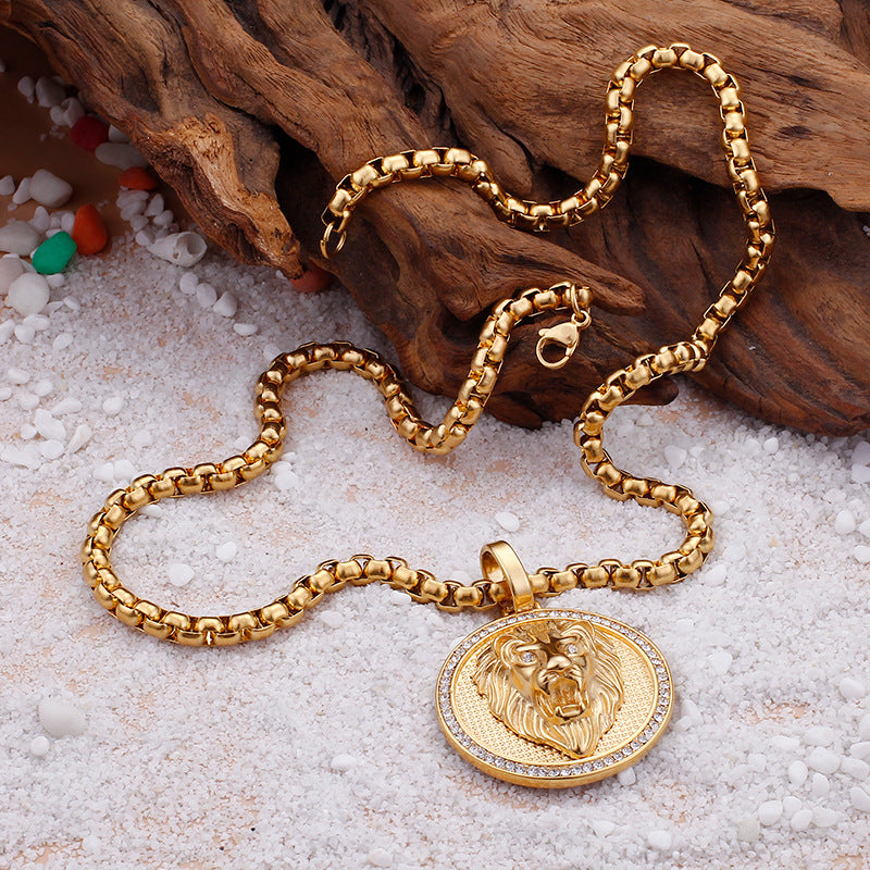 Regal Lion Head Pendant - Stylish Customized Men's Necklace