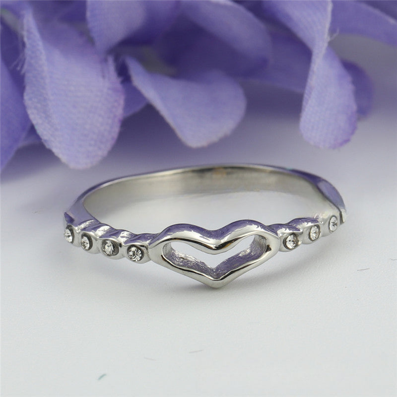 Retro Hollow Heart Titanium Steel Ring for Women - Trendy Stainless Steel Wedding Accessory