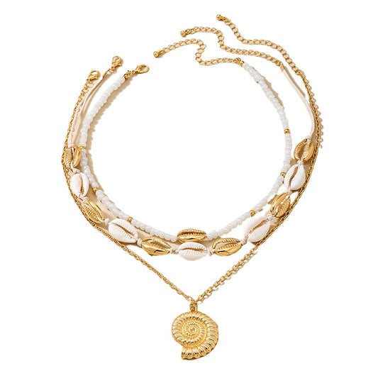 Planderful Vienna Verve Necklace – Beachy Chic Metal Conch Shell Design