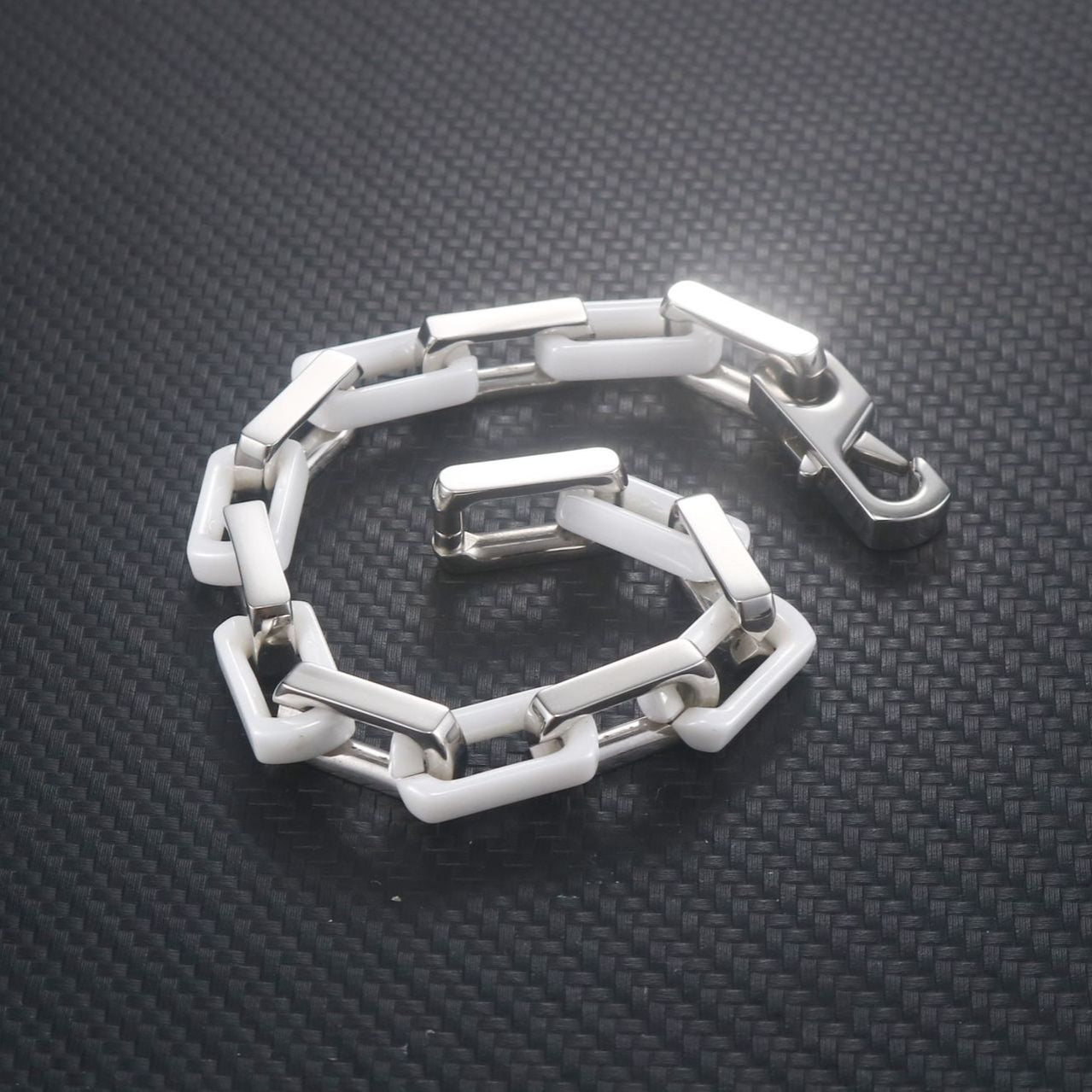 Stylish Unisex Titanium Steel Bracelet - European and American Fashion Huba Bamboo Design