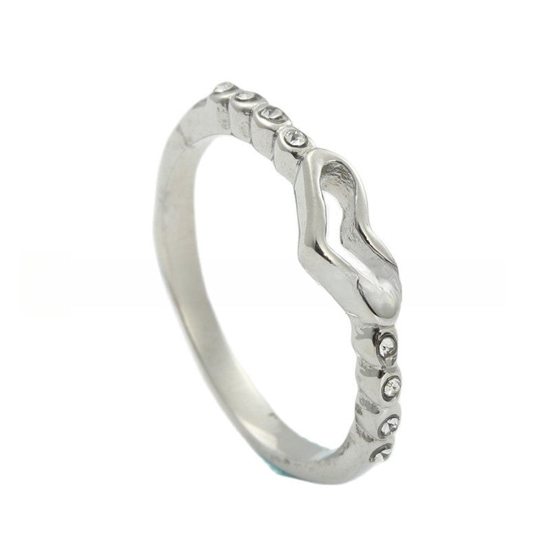 Retro Hollow Heart Titanium Steel Ring for Women - Trendy Stainless Steel Wedding Accessory