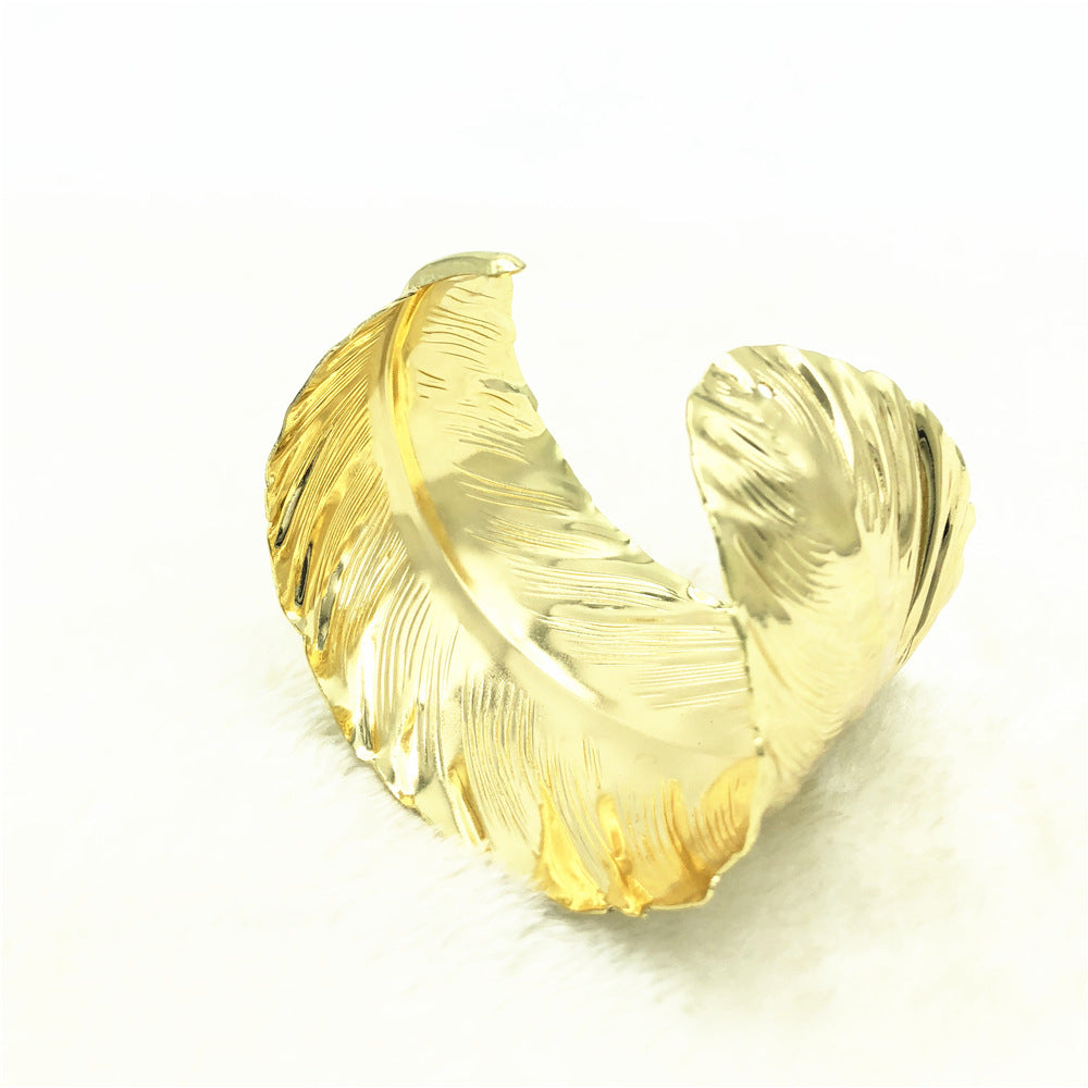 Feather Shaped Arm Bracelet with European and American Style