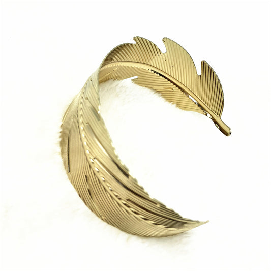 Feather Shaped Arm Bracelet with European and American Style