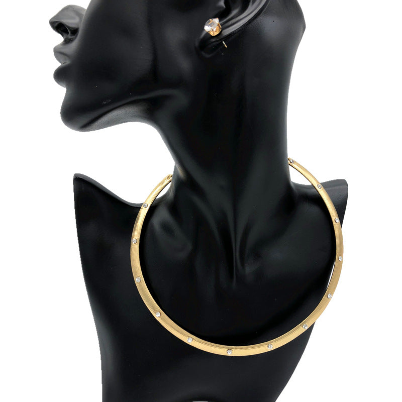 Simple Zircon Choker Necklace from Europe and The United States with Modern Design for Fashion Jewelry Wholesale