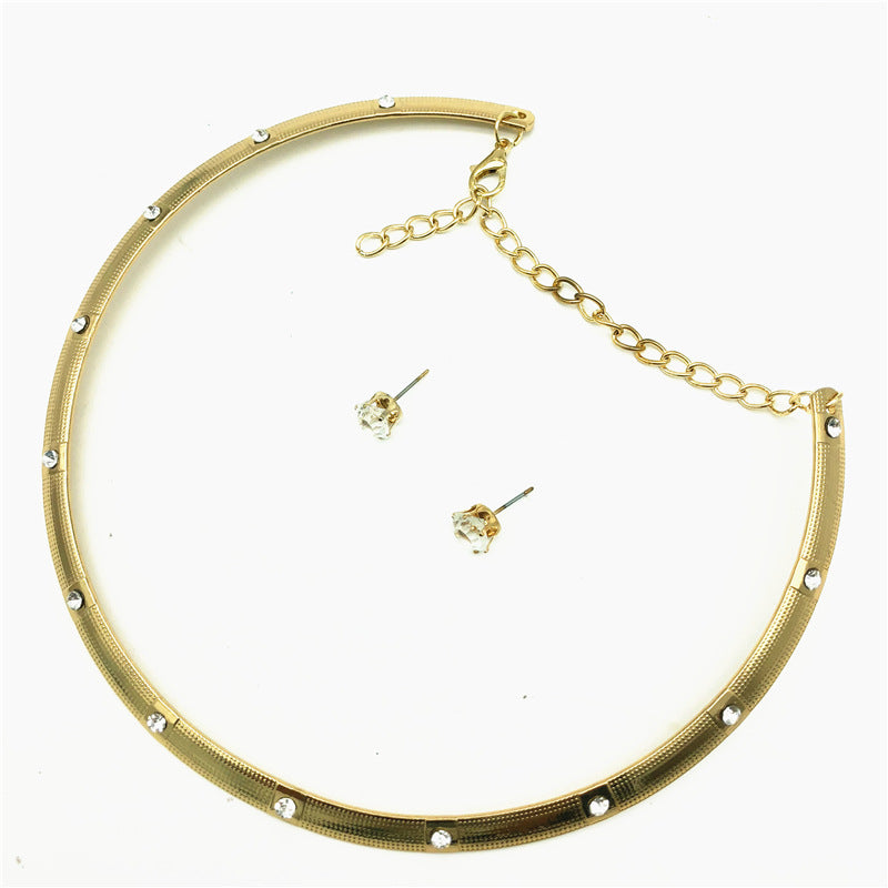 Simple Zircon Choker Necklace from Europe and The United States with Modern Design for Fashion Jewelry Wholesale