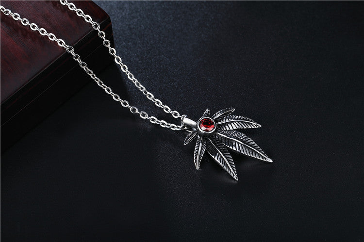 Planderful Titanium Steel Maple Leaf Pendant Necklace For Unisex Fashion Lovers Retro Punk Statement